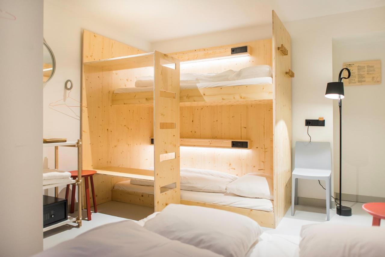 The Elephant Hostel&spa Hostel *